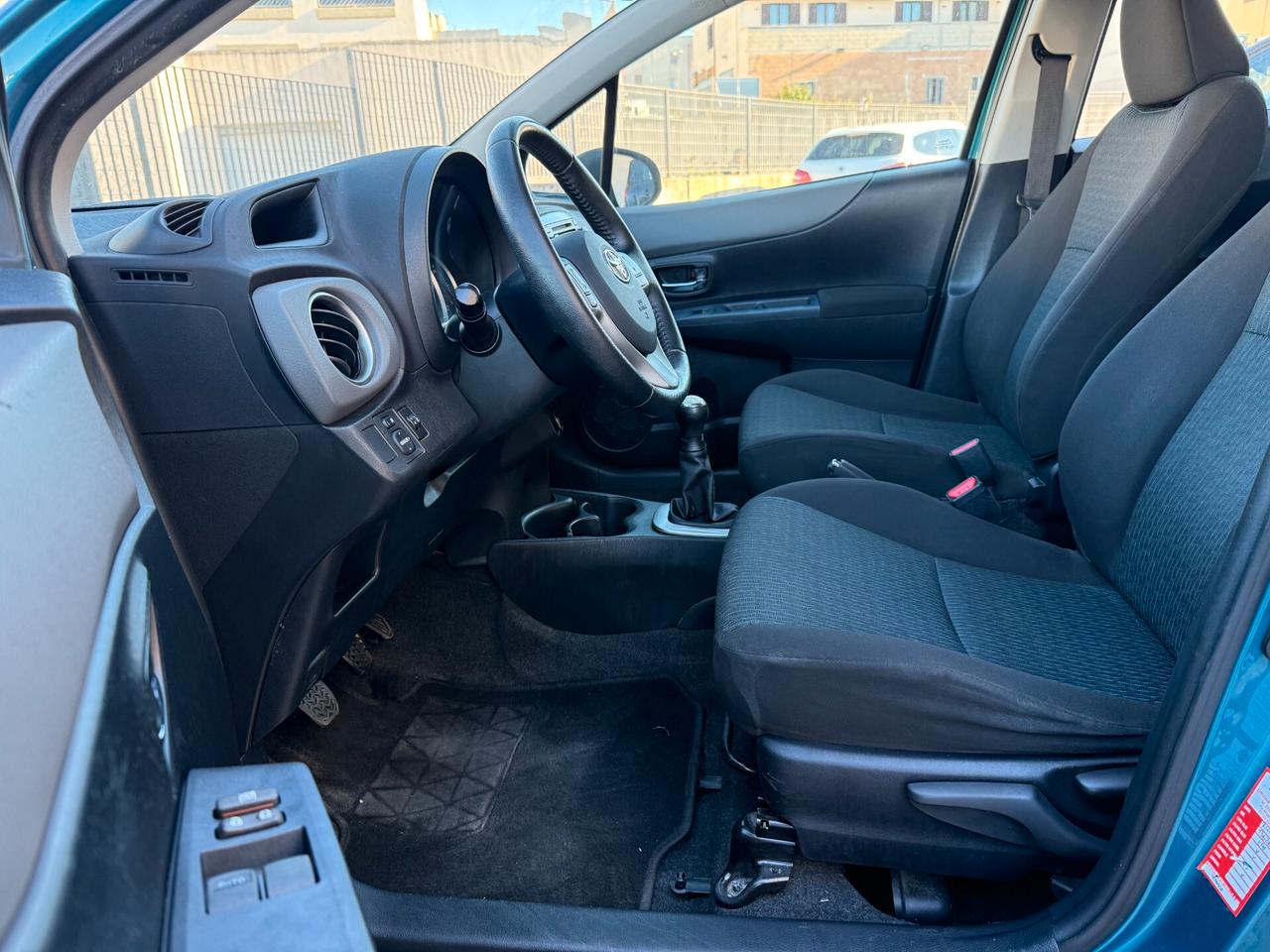 Toyota Yaris 1.0 5 porte Active RetroCam Bluetooth