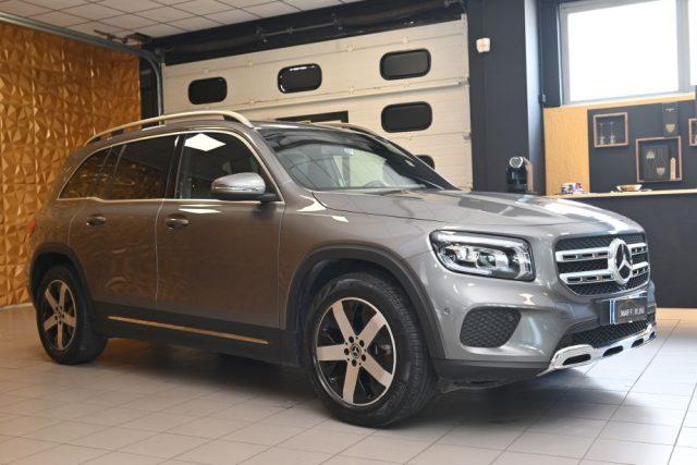 MERCEDES-BENZ GLB 200 AUTOMATIC SPORT 163CV NAVI LED 18"CAM GANCIO FULL!