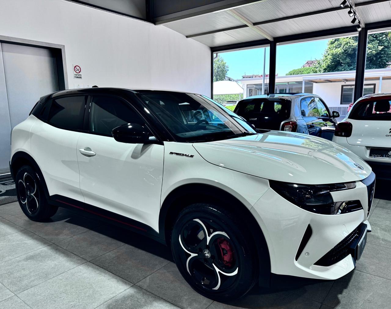 Alfa Romeo Junior 1.2 136 CV Hybrid eDCT6 Speciale