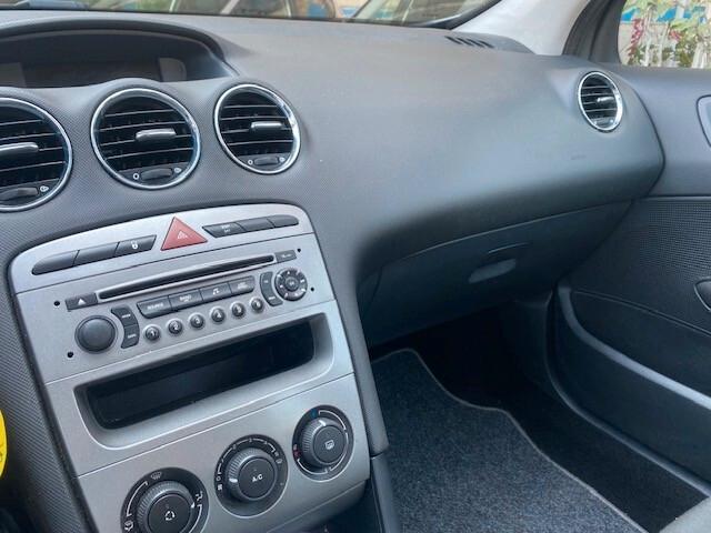 Peugeot 308 1.6 8V HDi 112CV 5p. Premium