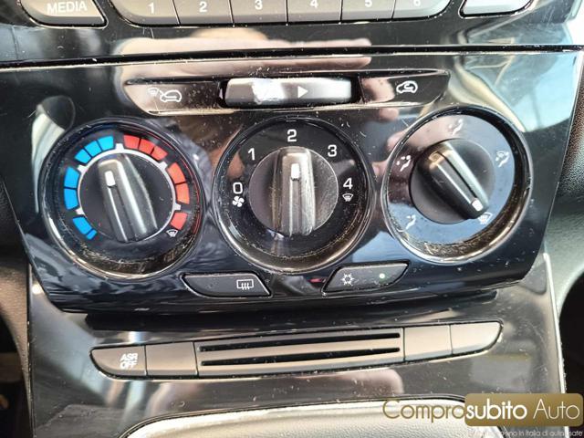 LANCIA Ypsilon 1.3 MJT 75 CV Platino