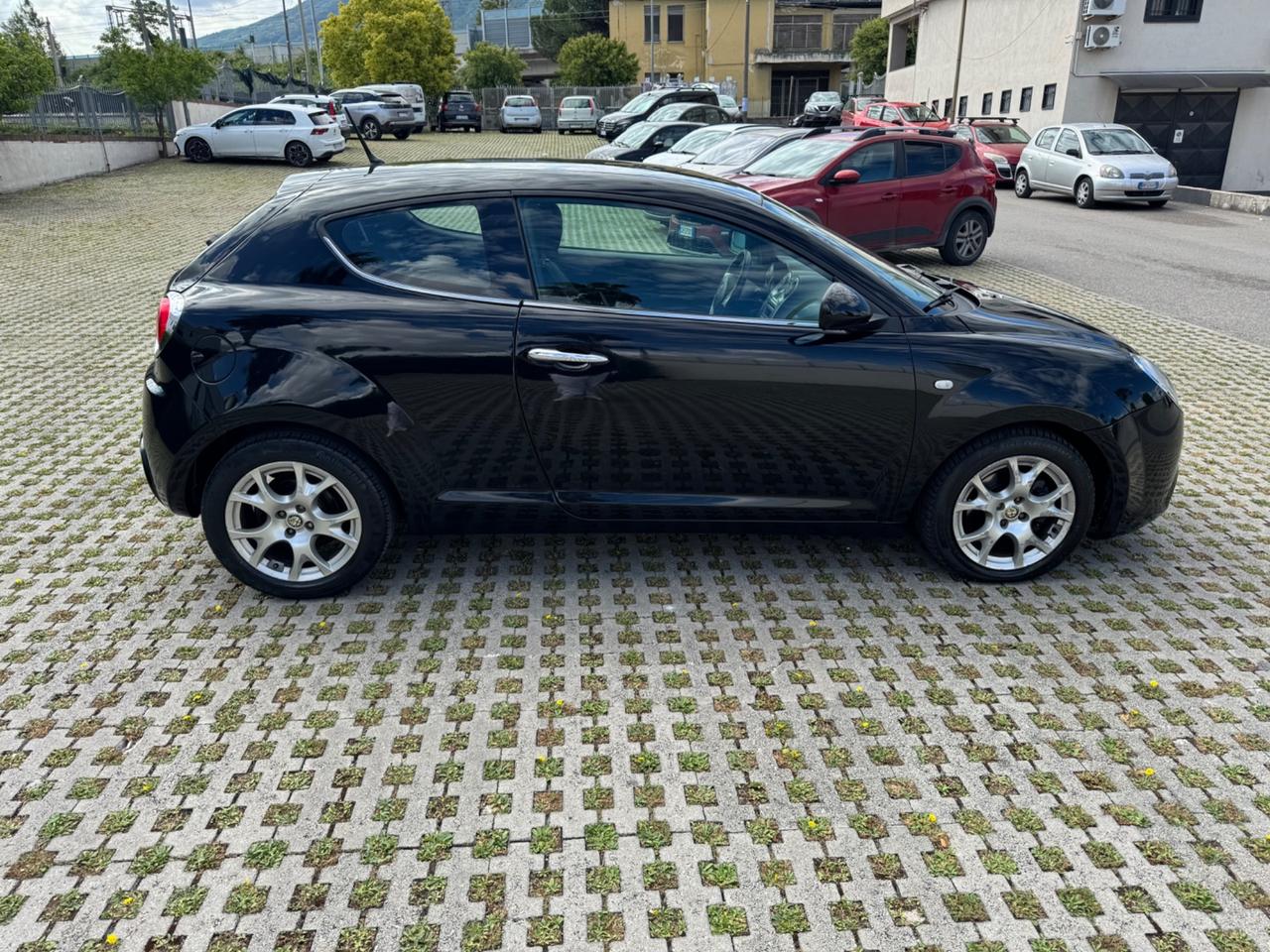 Alfa Romeo MiTo 1.3 JTDm 16V 90 CV Distinctive Sport Pack
