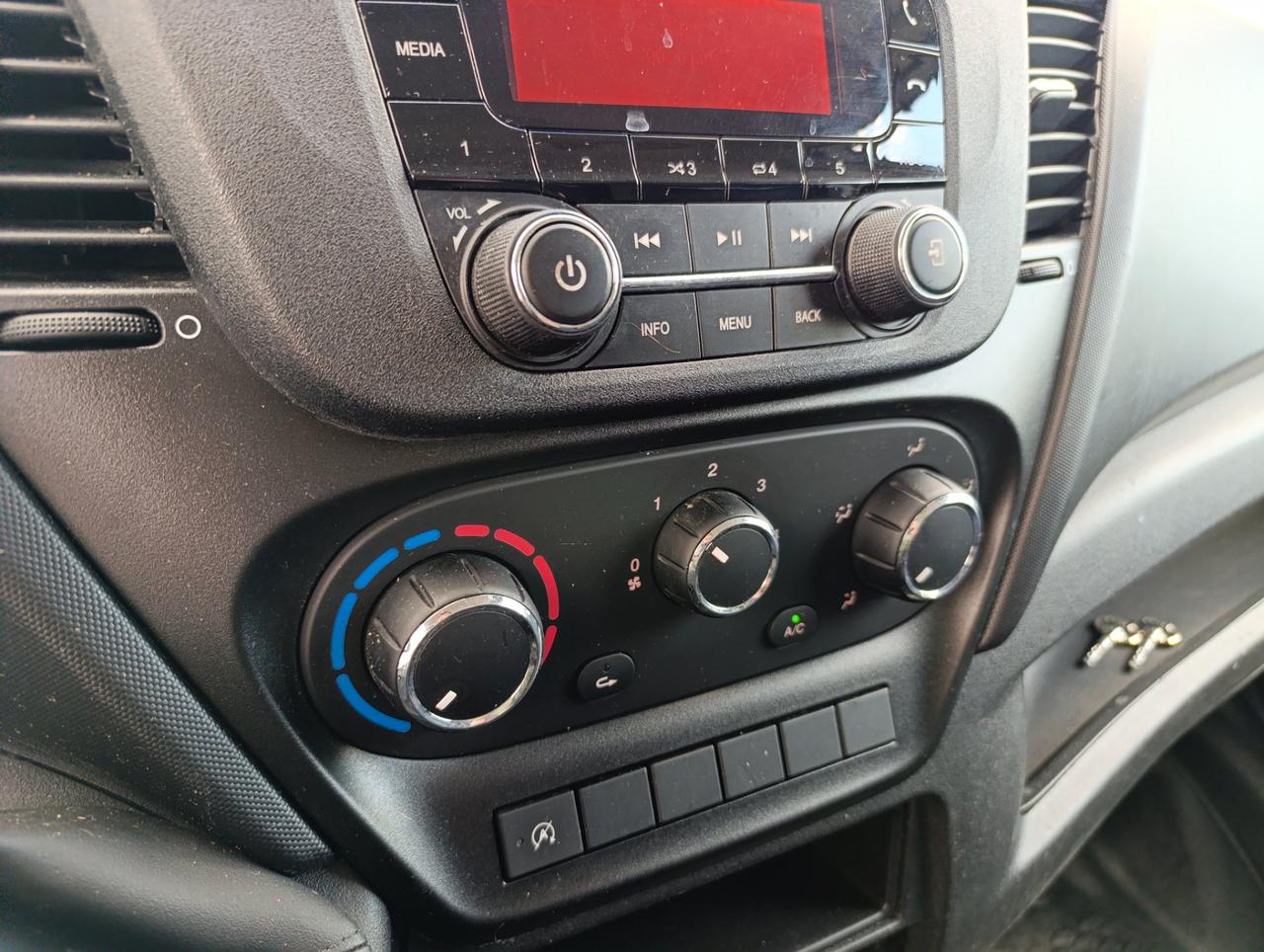 IVECO Daily 35 S12 V H2 3520 E6d-temp