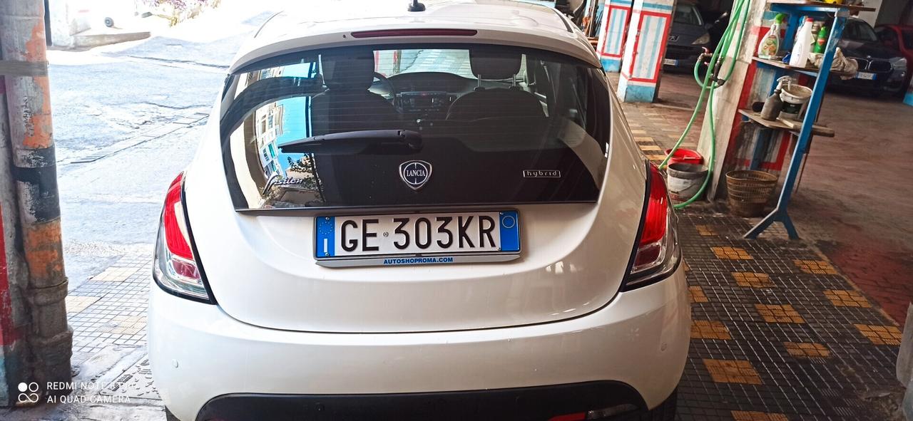 Lancia Ypsilon 1.0 FireFly 5 porte S&S Hybrid Ecochic Gold km 66.000