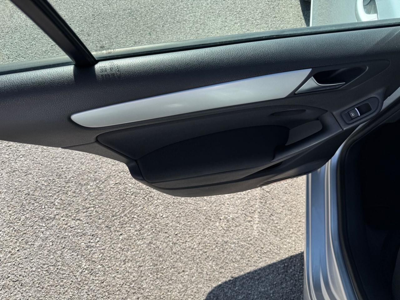 Volkswagen Golf 1.6 TDI DPF 5p. Highline