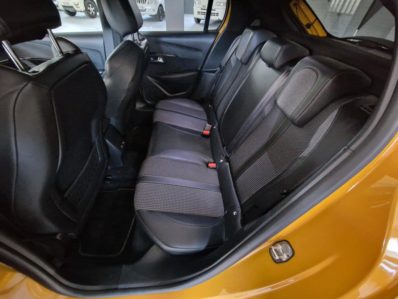Peugeot 208 BlueHDi 102cv GT Line Euro6