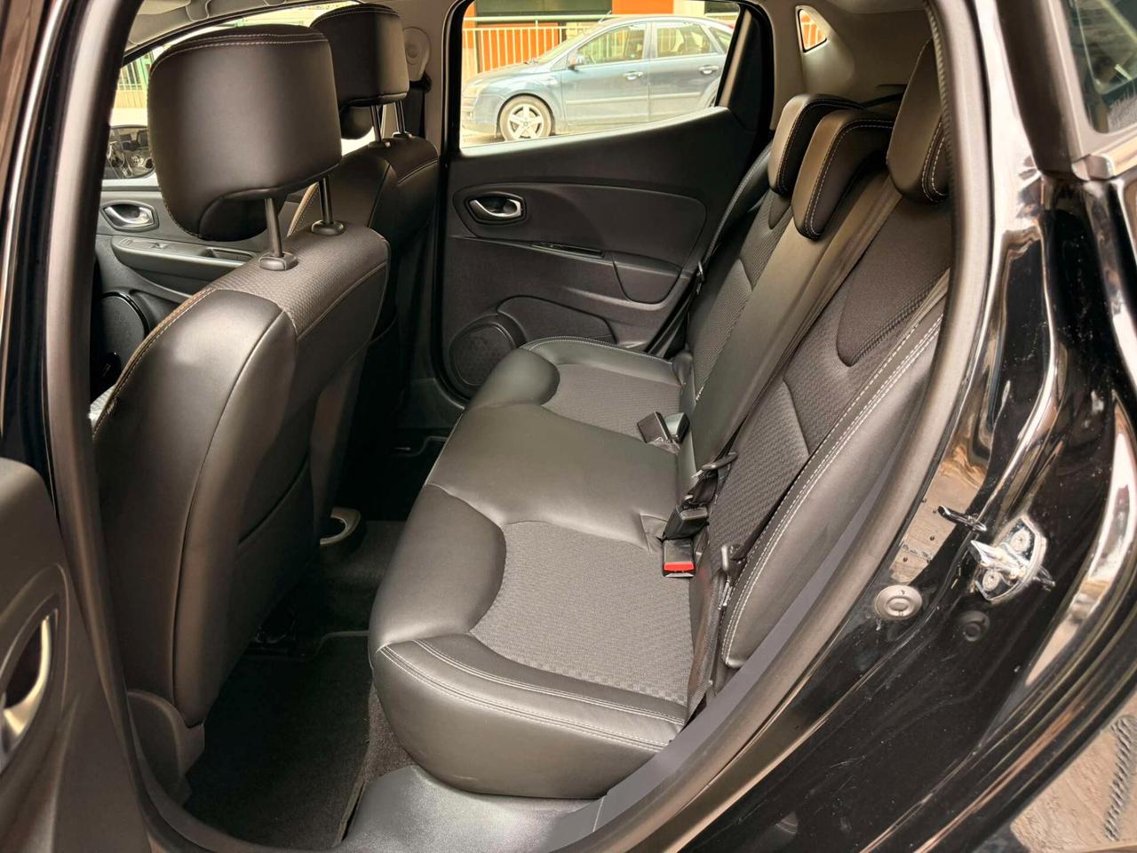 Renault Clio dCi 8V 90 CV 5 porte Moschino Intens/FULL LED/PELLE/CAMERA