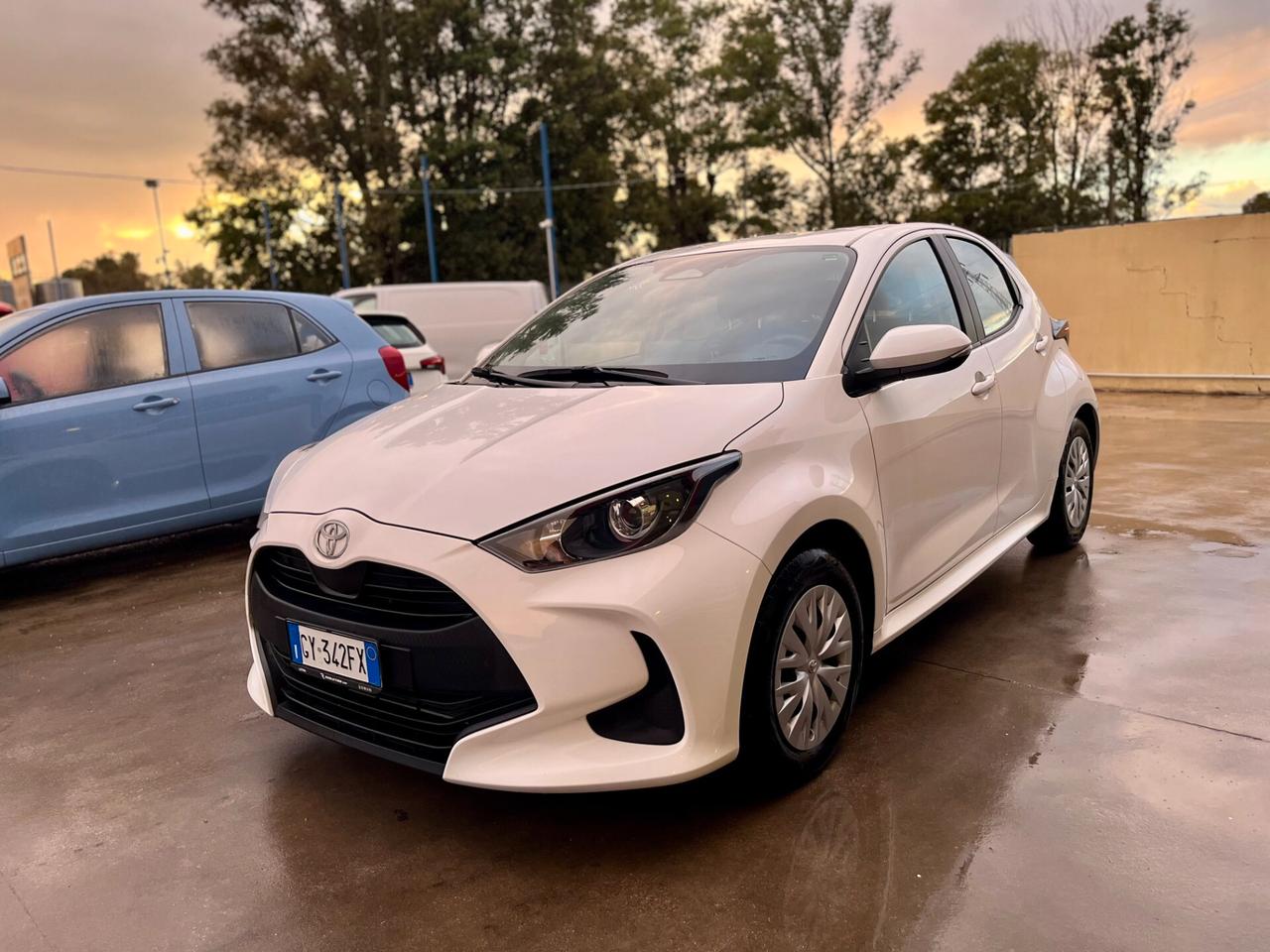 Toyota Yaris 1.5 Hybrid 5 porte Active