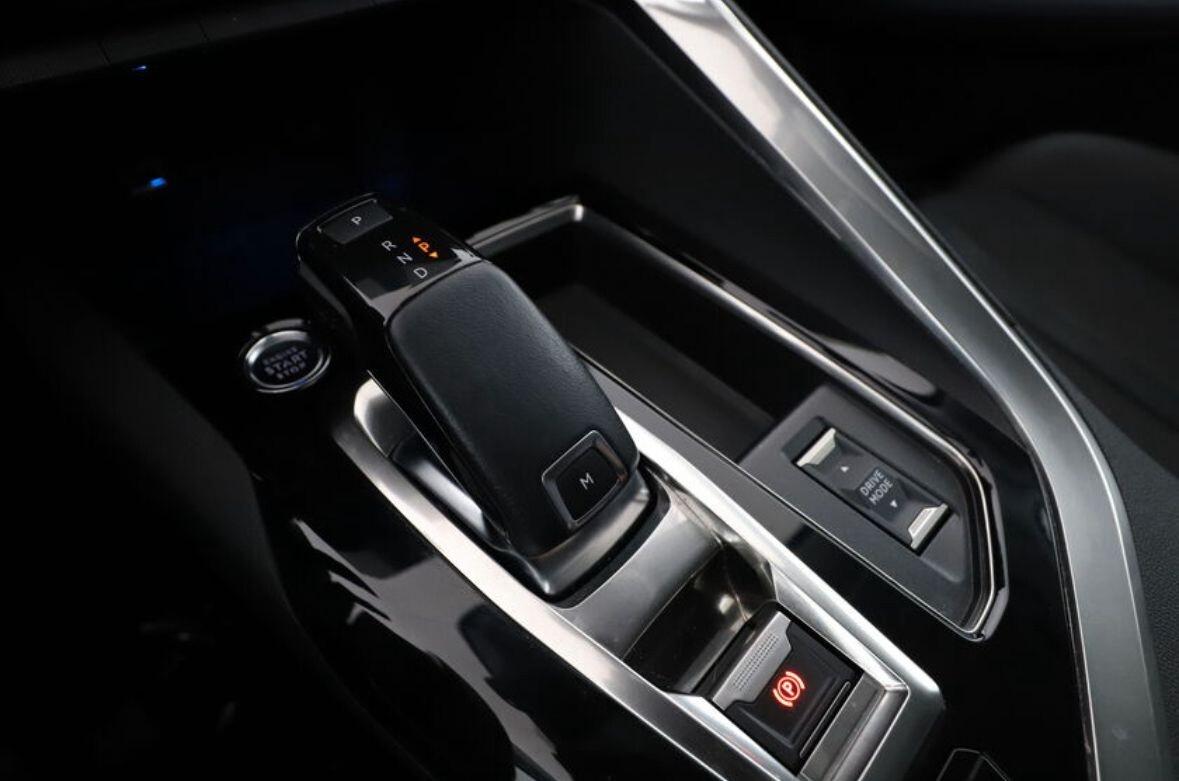 *IN ARRIVO*Peugeot 3008 BlueHDi 130 S&S EAT8 Allure Pack Pelle/Led
