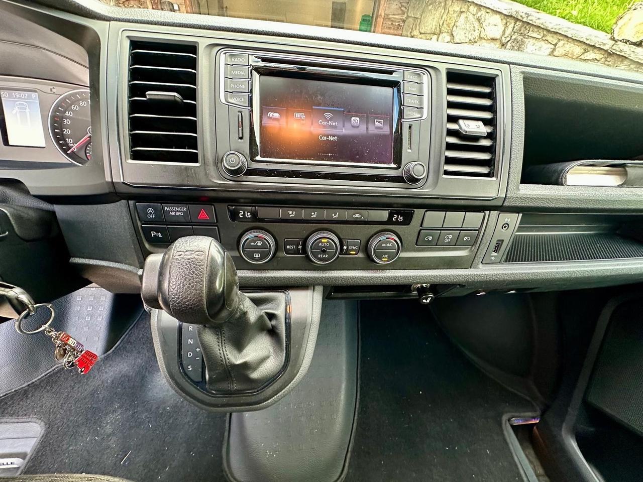 Volkswagen Caravelle 2.0 TDI 204CV DSG PL Cruise