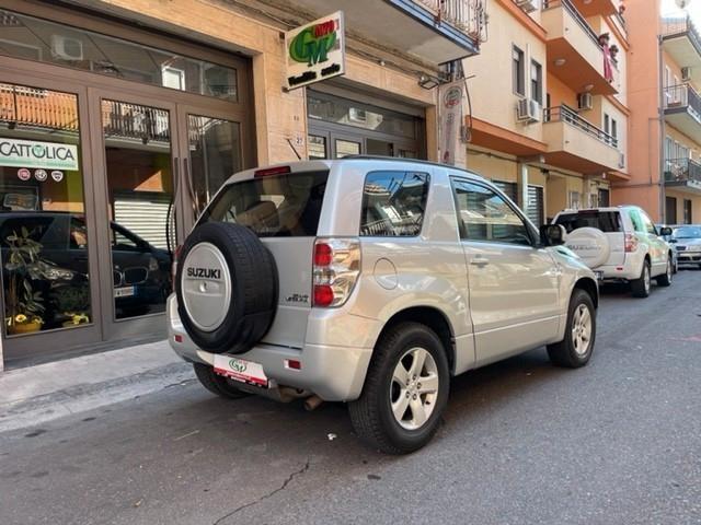 Suzuki Grand Vitara 1.9 DDiS - 3 porte 4x4