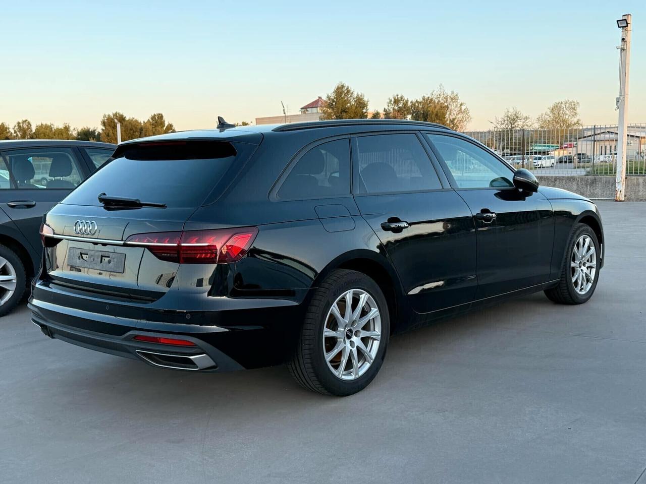 Audi A4 35 TDI/163 CV S tronic Business Advanced Virtual Cokpit