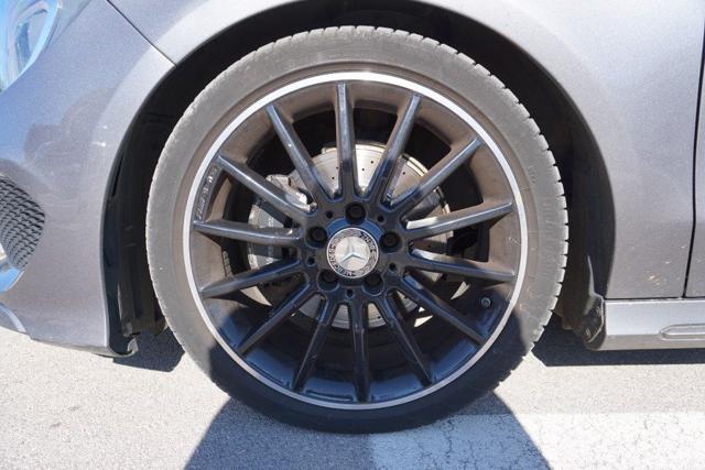 MERCEDES-BENZ CLA 180 d S.W. Automatic Premium