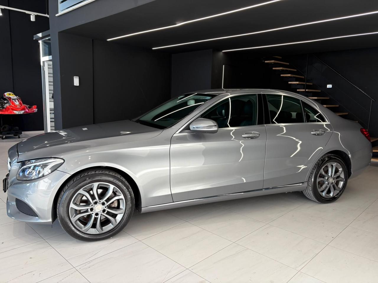 Mercedes-benz C 200 d Auto Premium