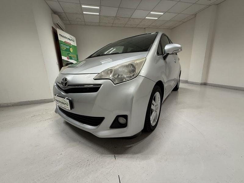 Toyota Verso-S Verso-S 1.4D MT Active