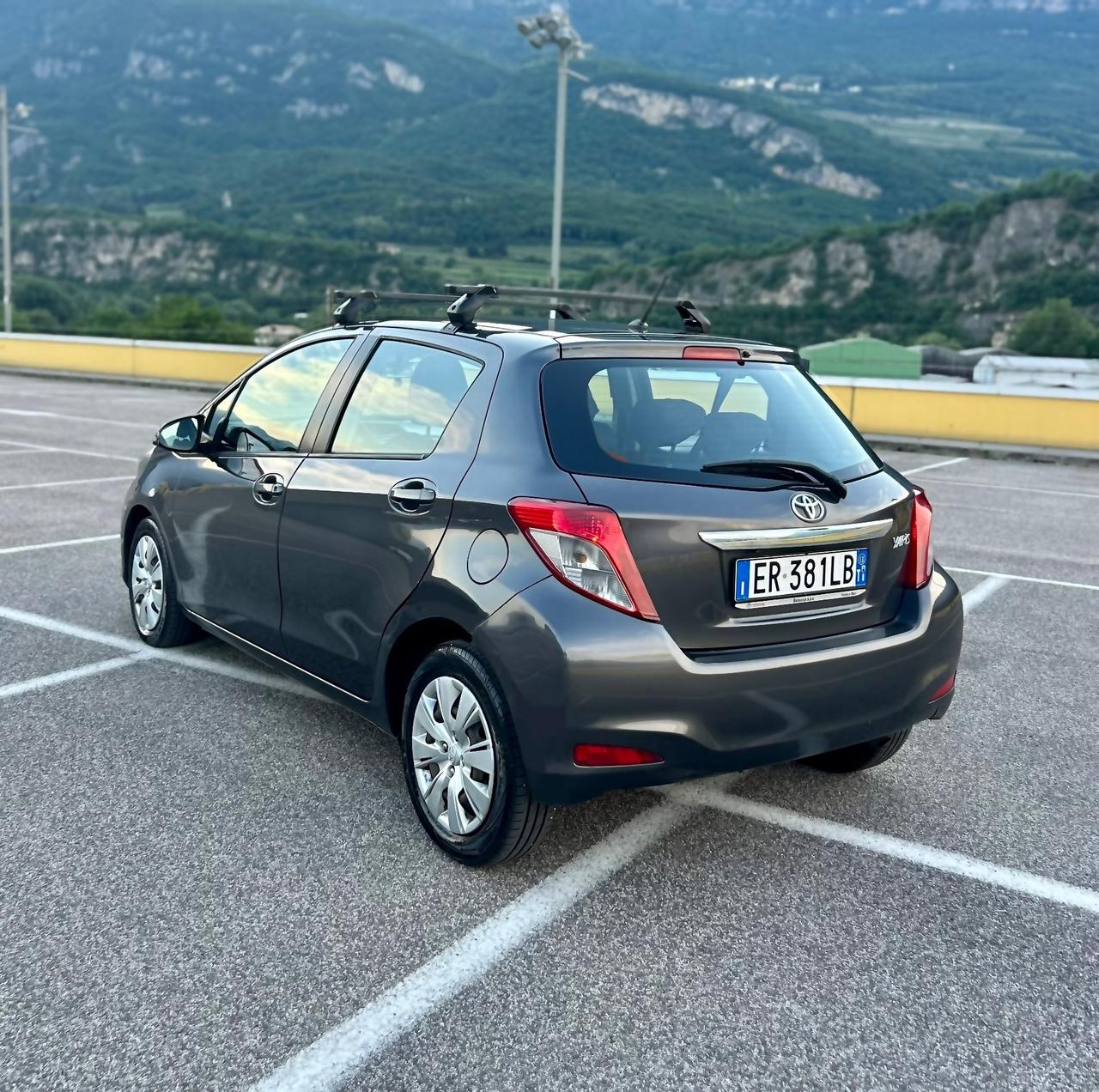 Toyota Yaris 1.4 D-4D 5p. Lounge Neopatentati 2013