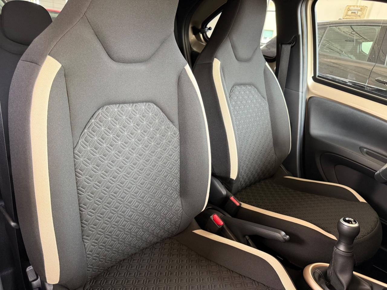 Toyota Aygo X 1.0 VVT-i 72 CV 5 porte Lounge