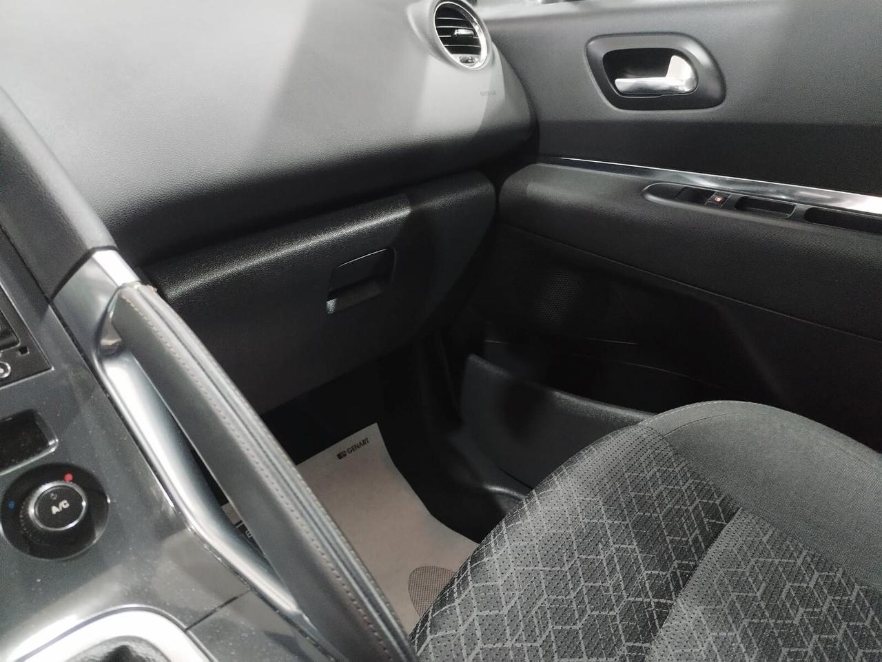 Peugeot 3008 1.6 HDi 115CV Active