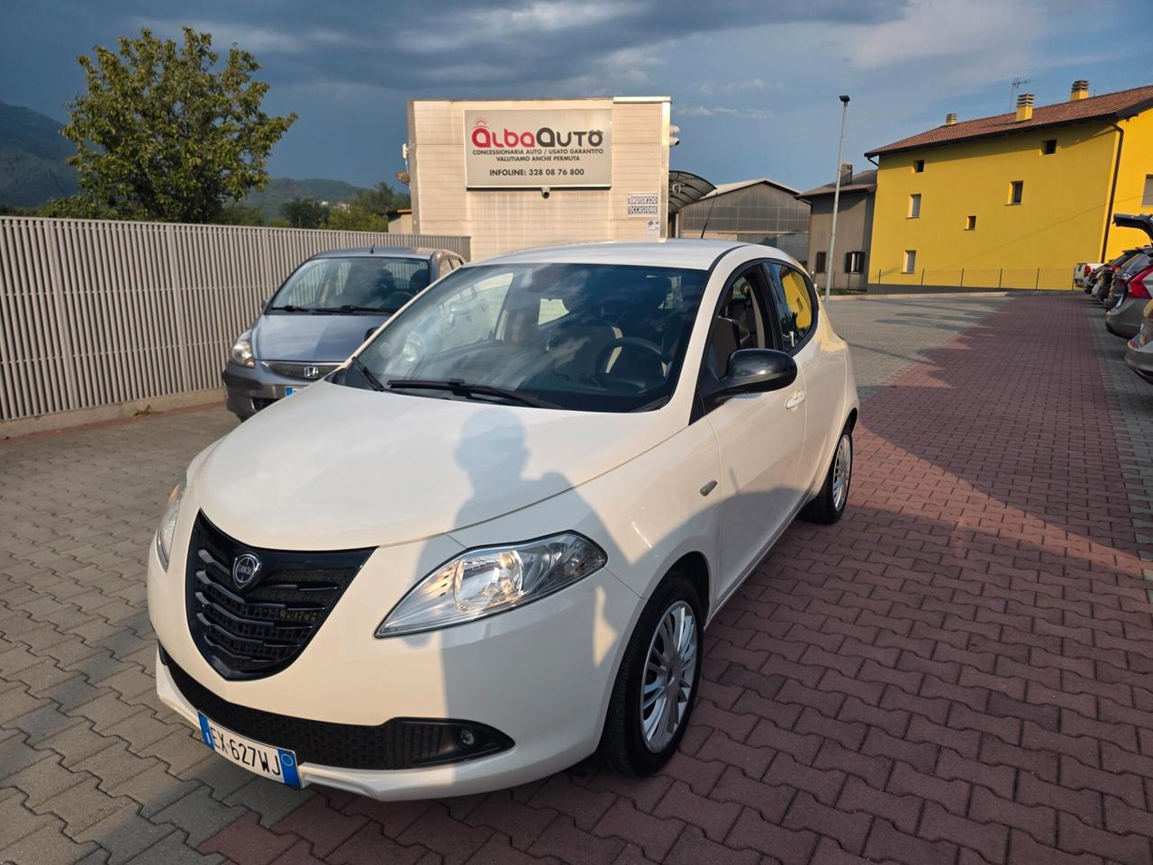 Lancia Ypsilon 1.2 69cv perfetta e garantita 12 mesi