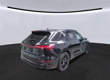 AUDI e-tron 55 quattro S line edition