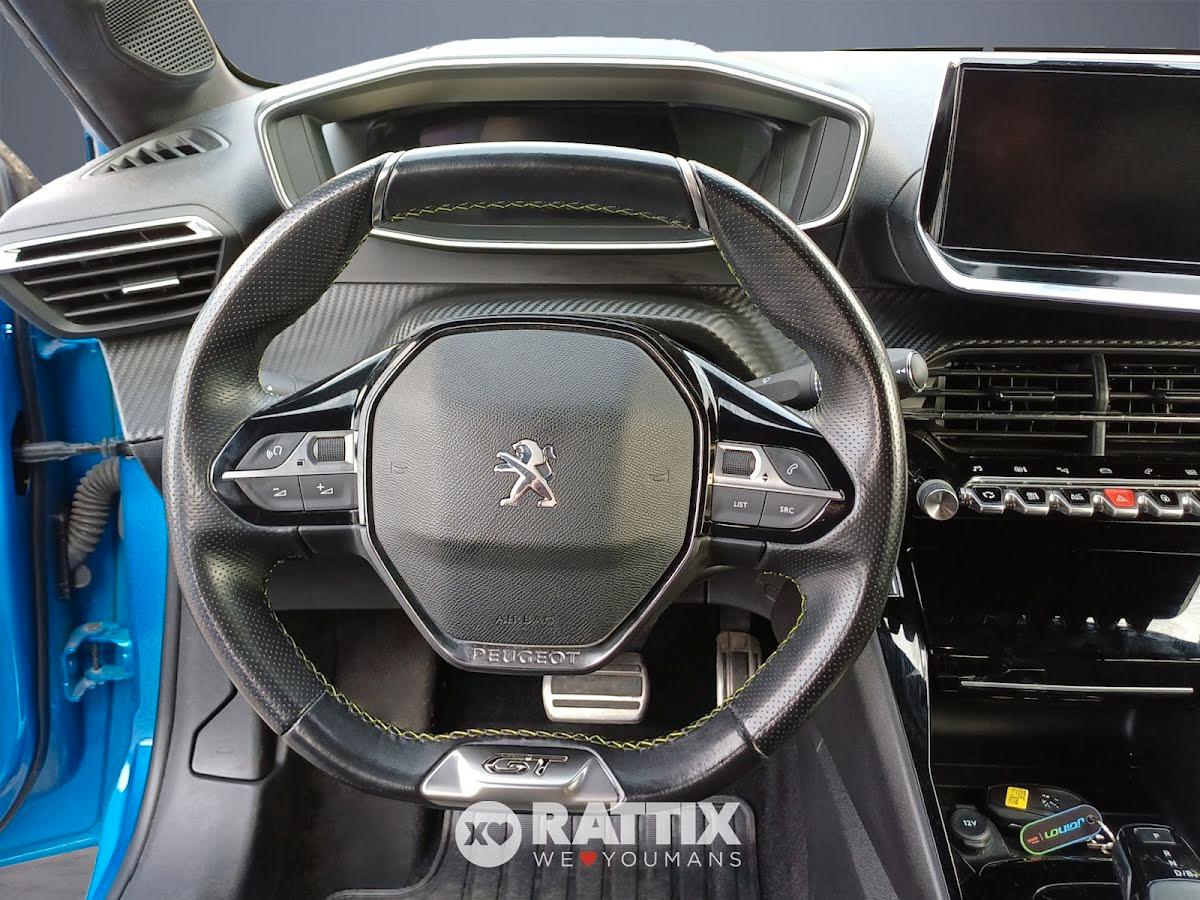 Peugeot e-208 motore elettrico 100kW GT