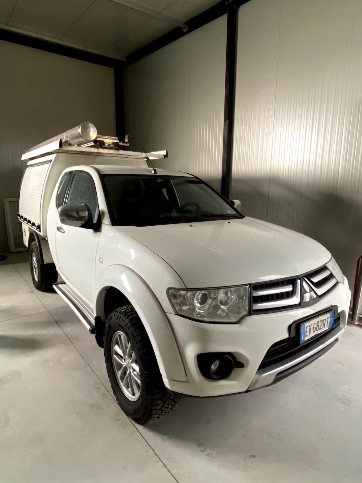 Mitsubishi L200 2.5 DI-D/178CV DC Intense Plus DPF