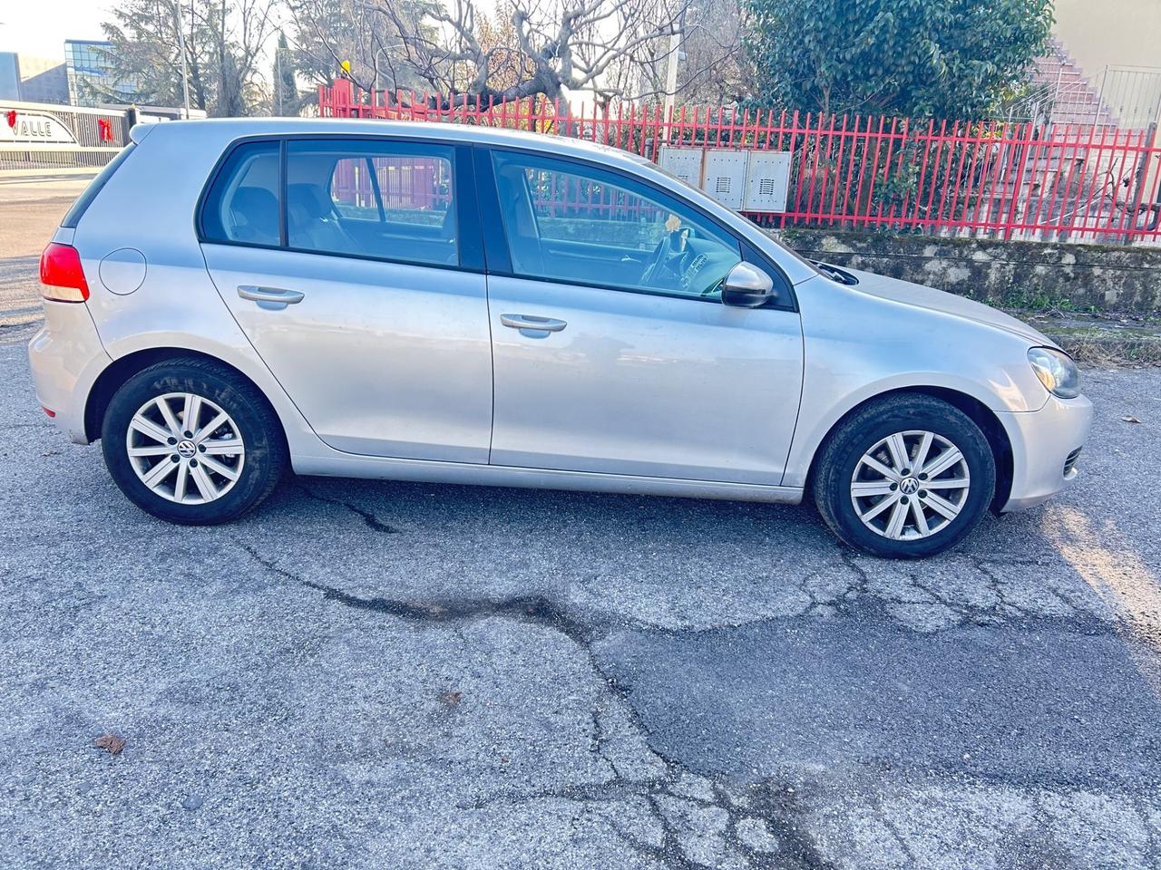 Volkswagen Golf 1200 tsi 105 cv leggi annuncio