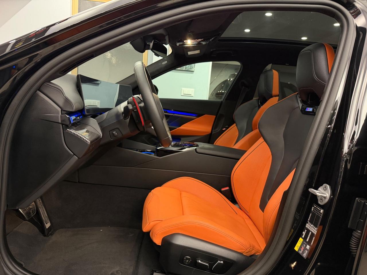 BMW M5 PACK CARBONIO- FRENI CARBOCERAMICI -