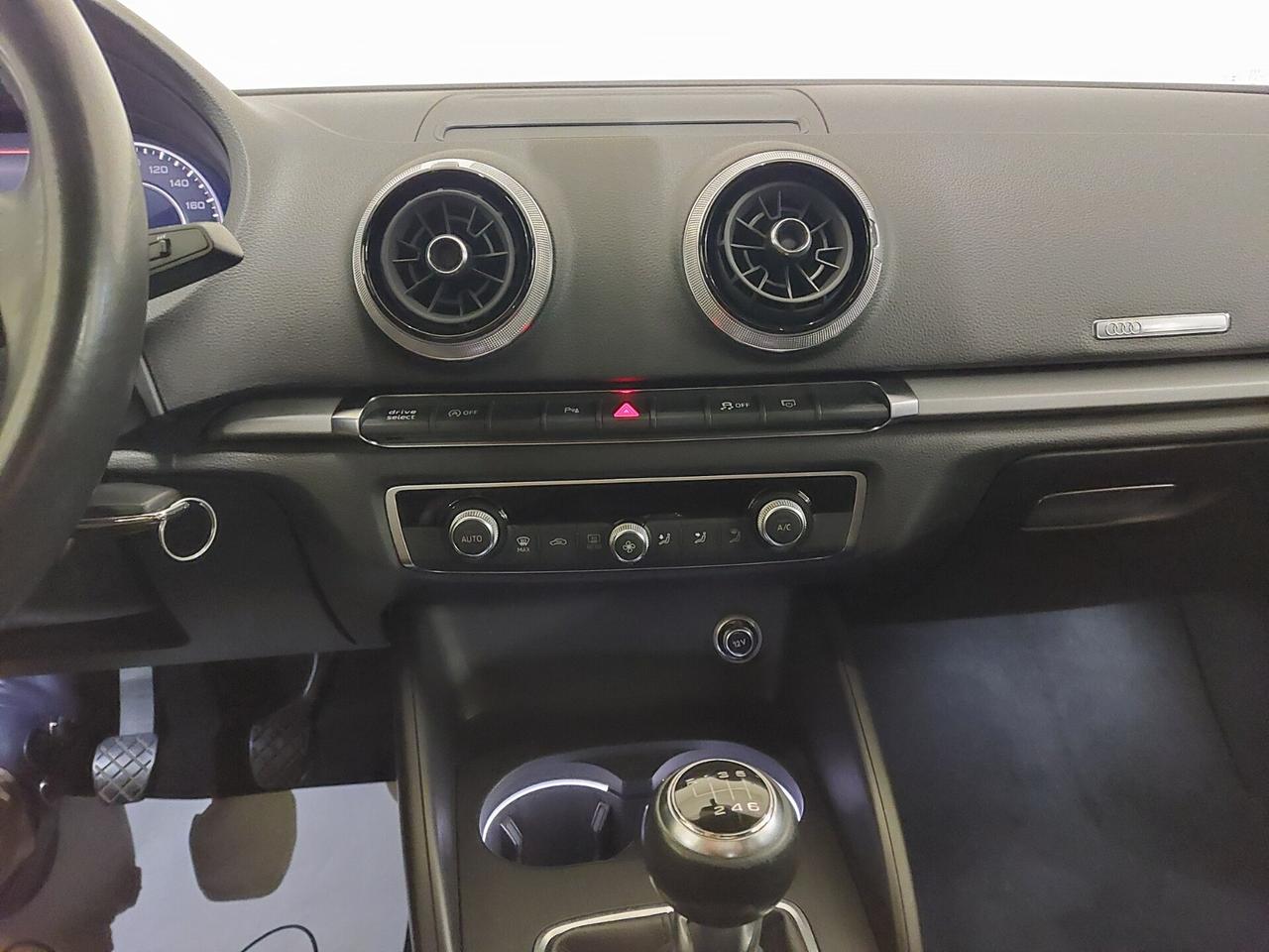 AUDI A3 3ª serie A3 SPB 30 TDI Admired
