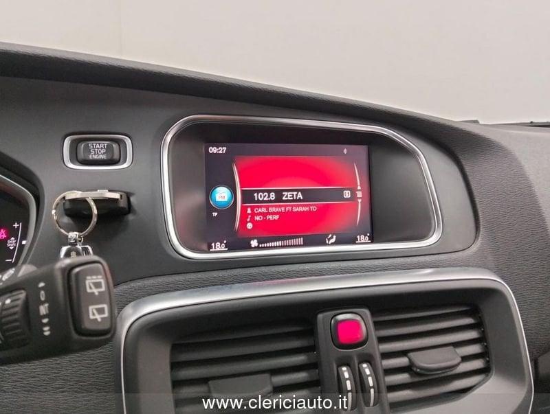 Volvo V40 D2