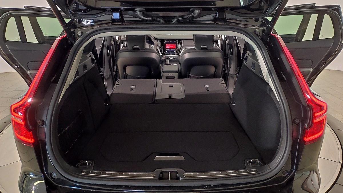 VOLVO V60 B4 Mild Hybrid Automatico Core