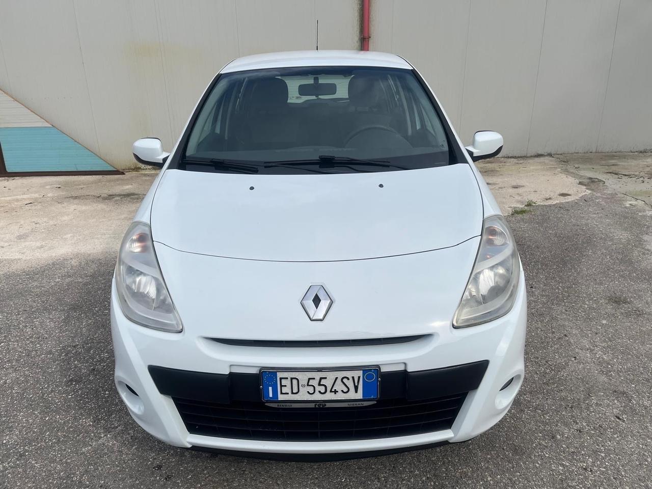 Renault clio 5P-1.2 gpl - km 130000-11/2010