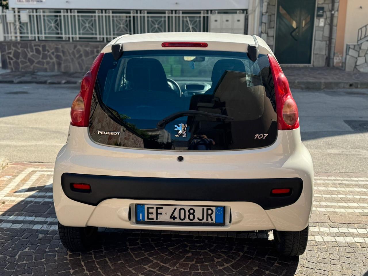 Peugeot 107 1.0 68CV 5p. Plaisir
