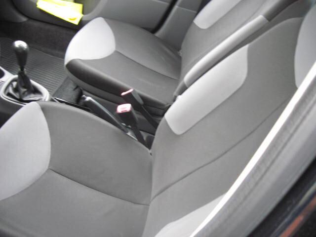 Peugeot 107 1.0 5 porte NEOPATENTATI