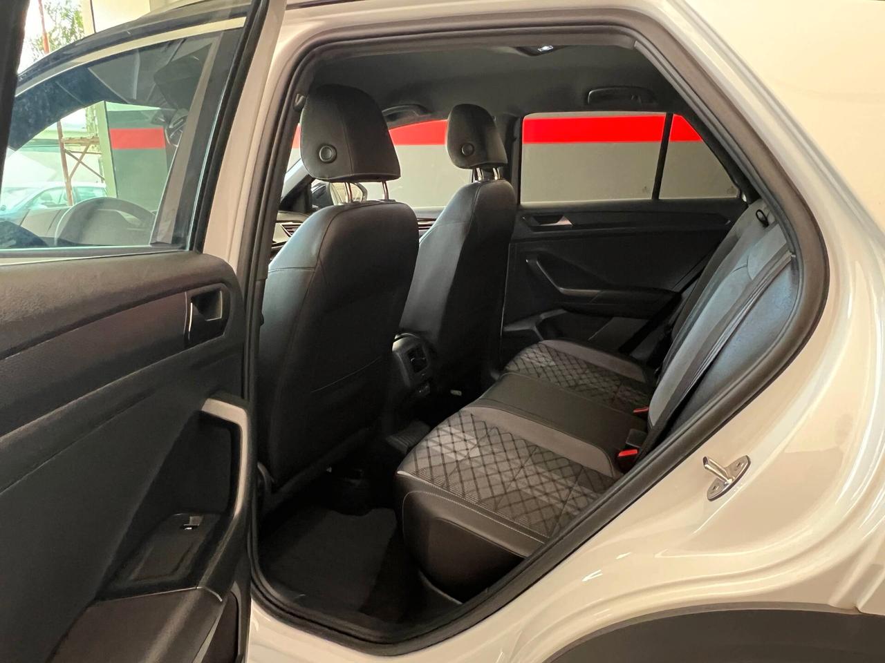 Volkswagen T-Roc 1.0 TSI R-Line