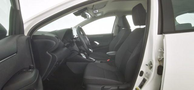 TOYOTA Yaris 1.5 Hybrid 5 porte Business