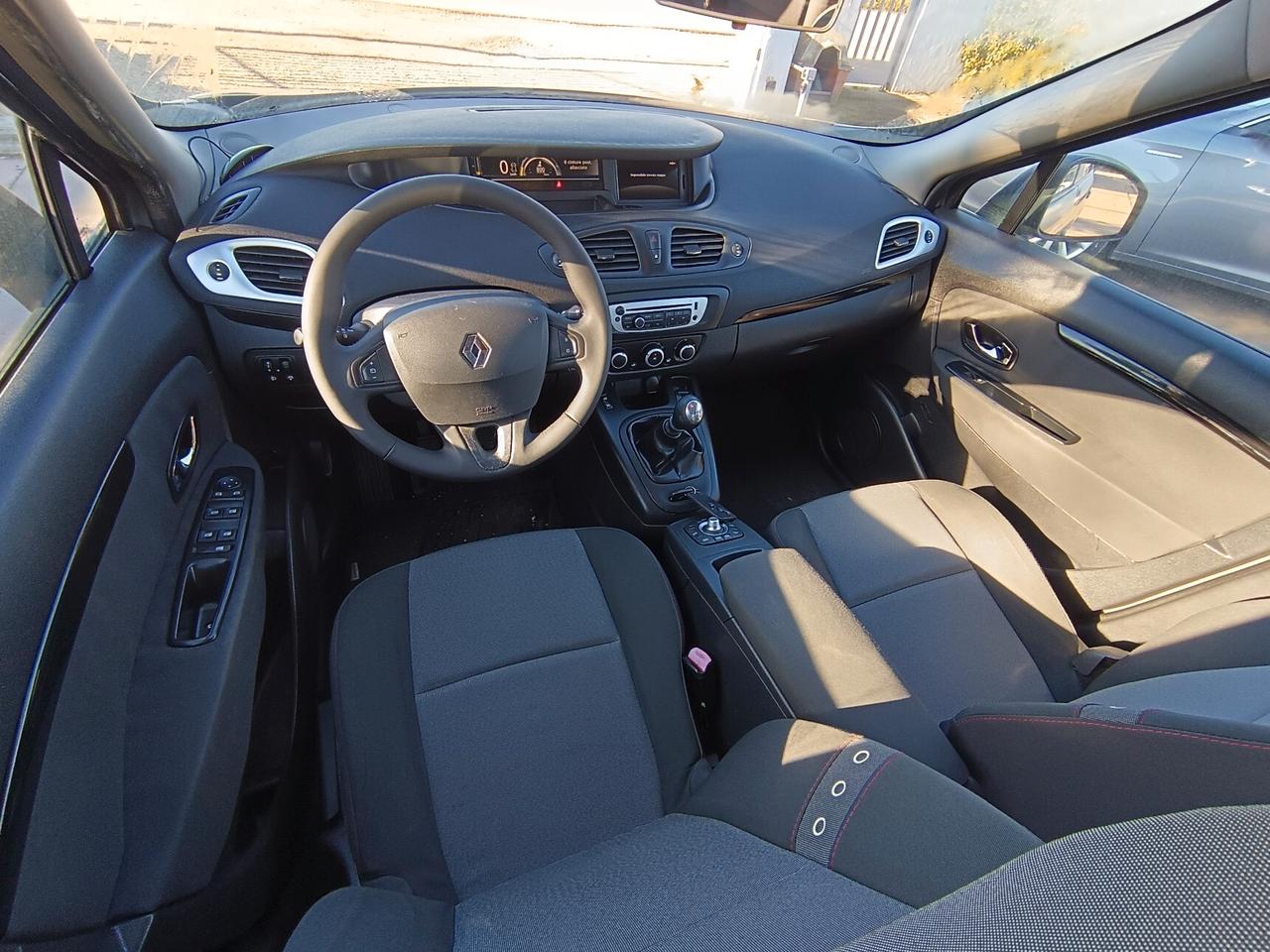 Renault Scenic Scénic XMod 1.5 dCi 110CV EDC Live