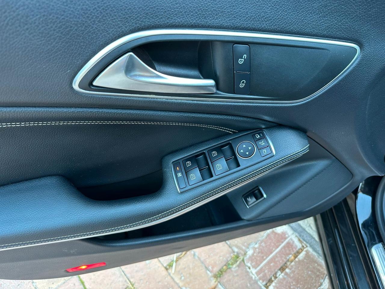 Mercedes-benz CLA 220 CLA 220 CDI Automatic Sport