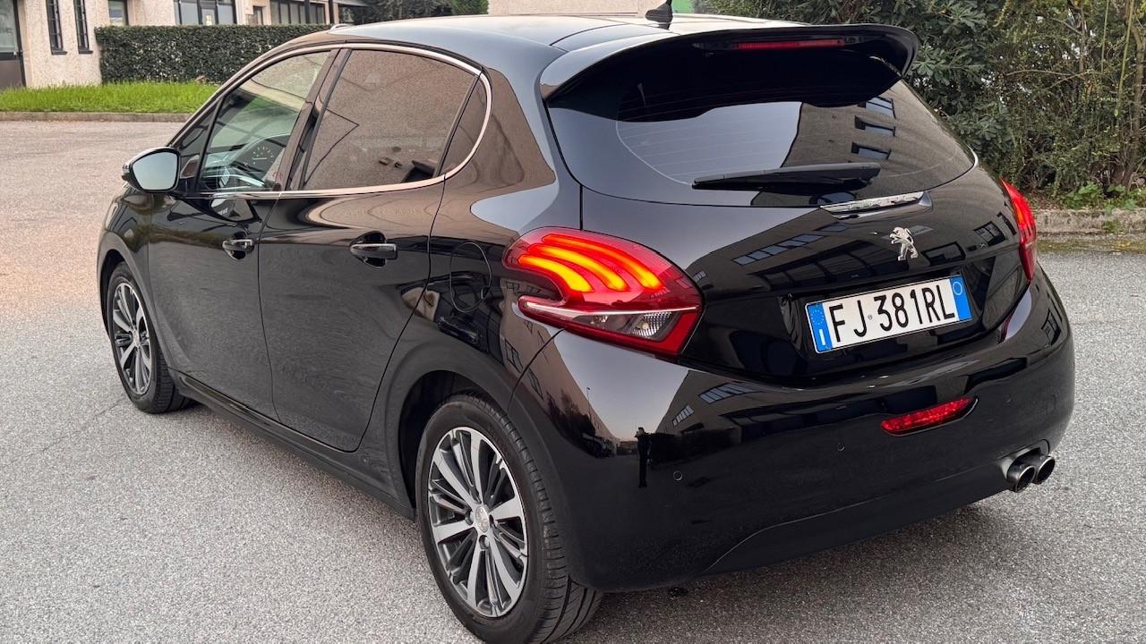 Peugeot 208 PureTech 82 5p. GPL Allure ok neo patentati
