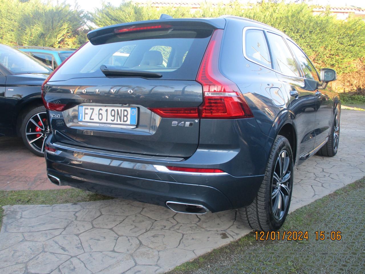Volvo XC 60 XC60 B4 (d) AWD Geartronic Inscription