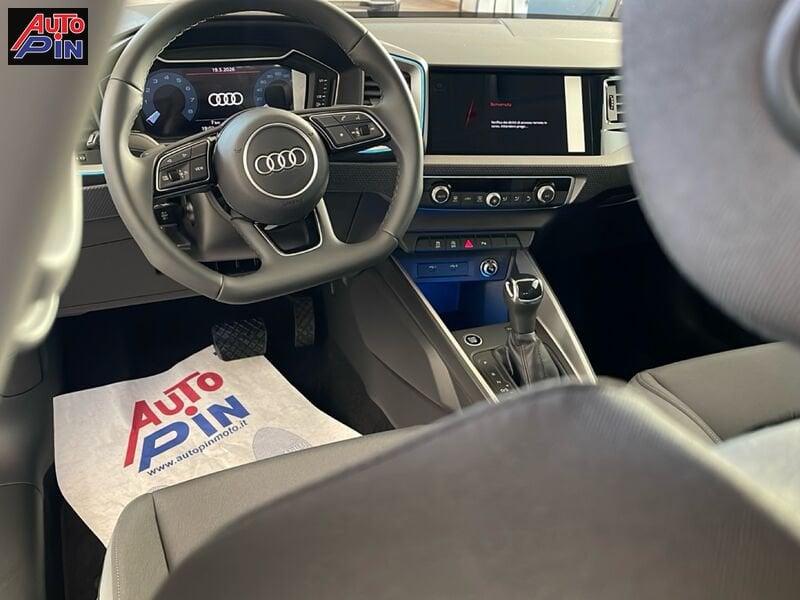 Audi A1 Sportback 30 TFSI S tronic S line edition *Grigio freccia
