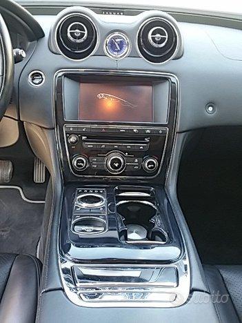 Jaguar XJ 3.0 D V6 Portfolio