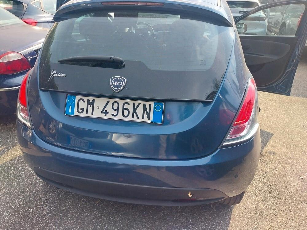 Lancia Ypsilon 1.0 FireFly 5 porte S&S Hybrid Alberta Ferretti