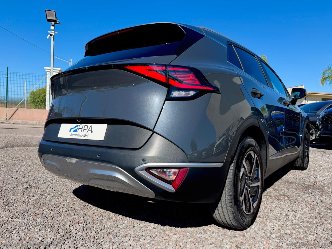 KIA Sportage 1.6 CRDi MHEV Style NAVI LED PELLE RETROCAMERA CARPLAY
