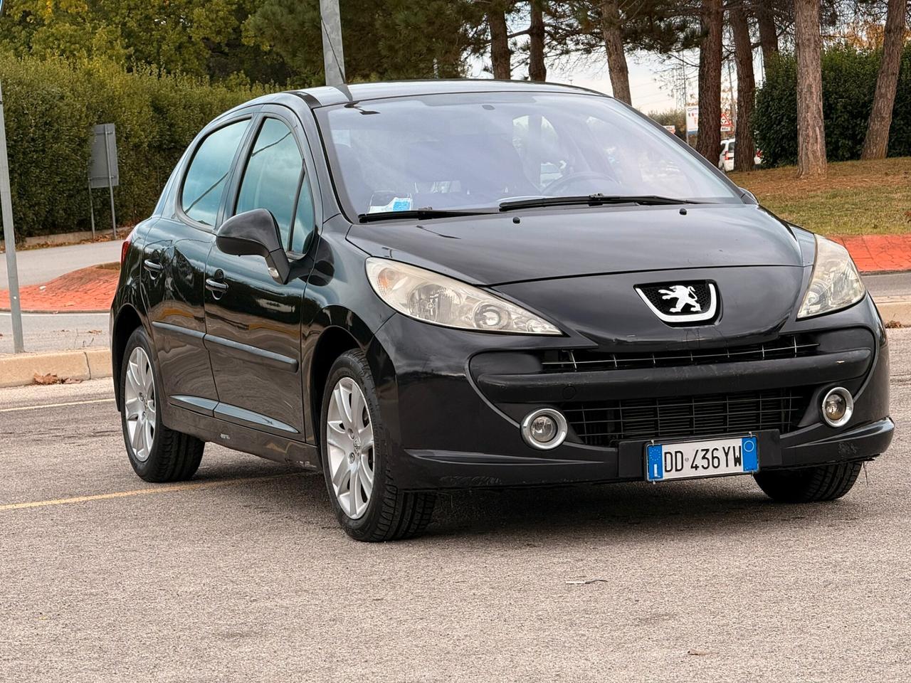 Peugeot 207 1.6 HDi 90CV GARANZIA 12 MESI