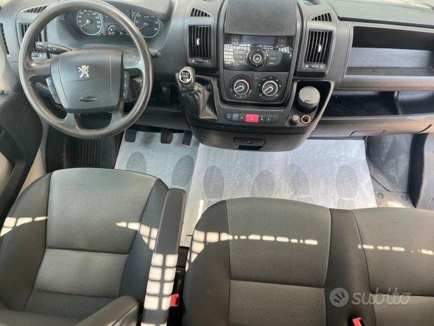 PEUGEOT Boxer 335 3.0 HDi 177CV Autocarro + IVA