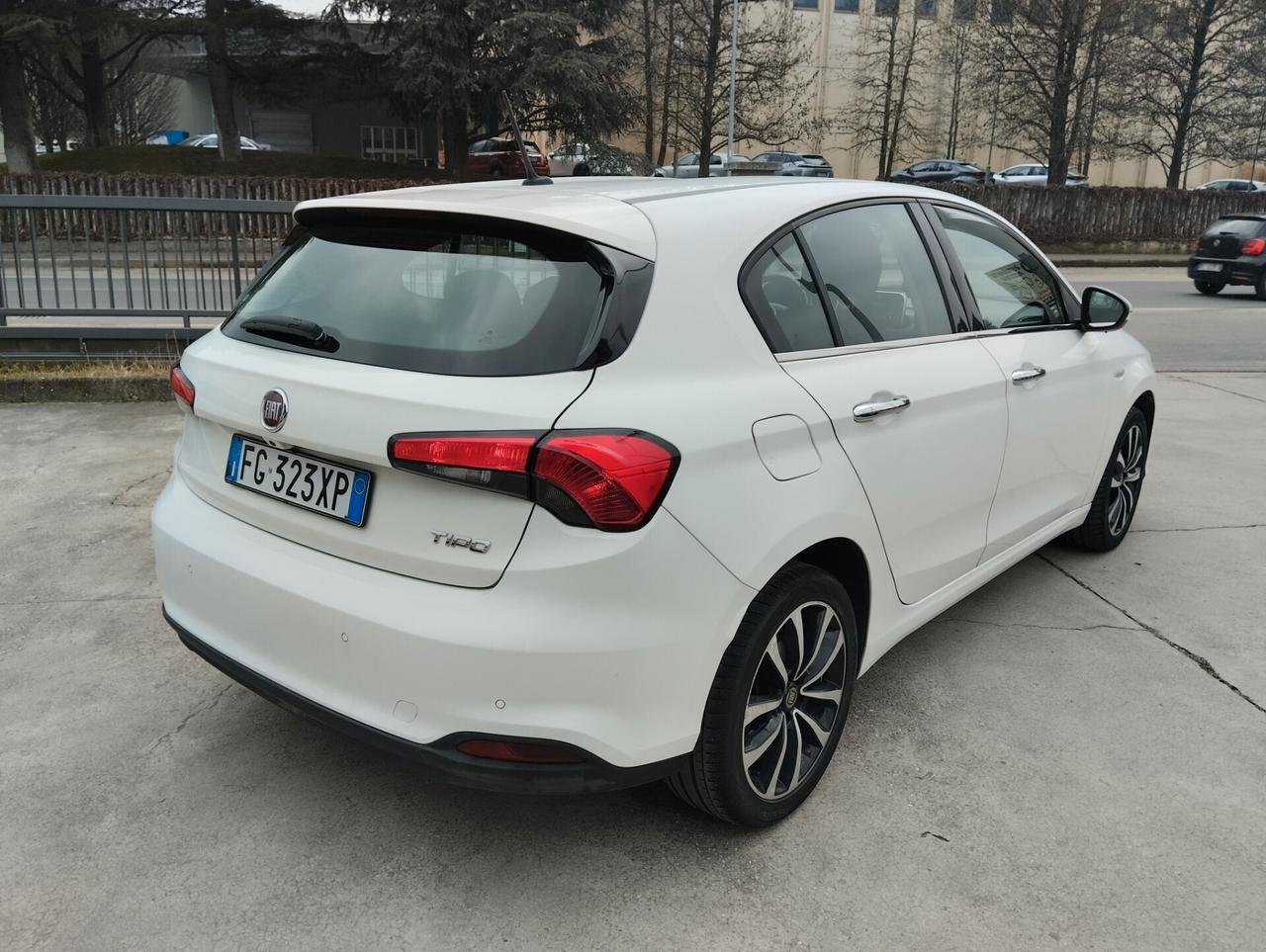 Fiat Tipo 1.6 Mjt S&S 5 porte Lounge