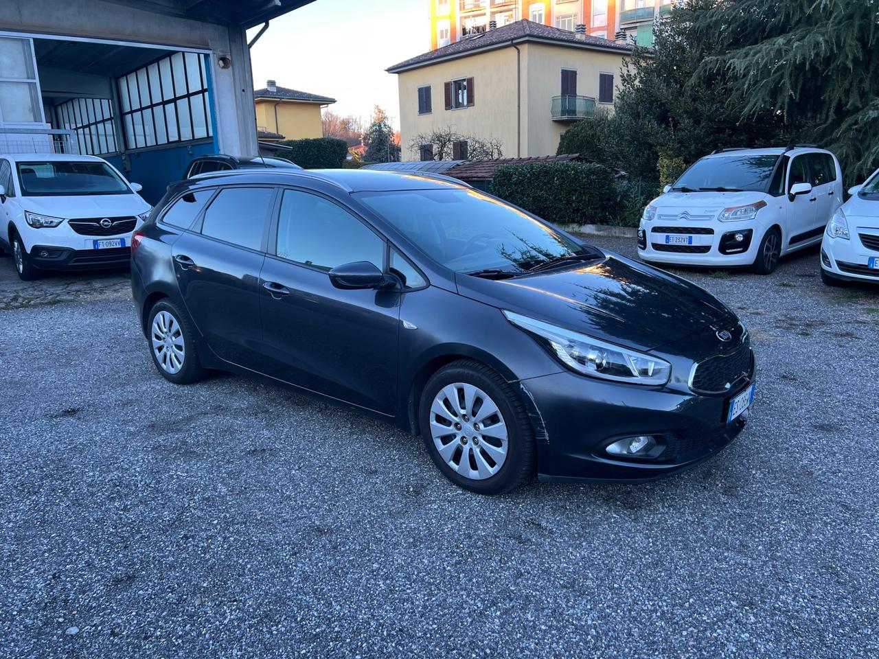 Kia Ceed cee'd 1.4 CVVT SW Cool