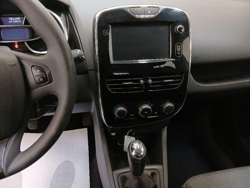 Renault Clio 5p 1.2 Live 75cv