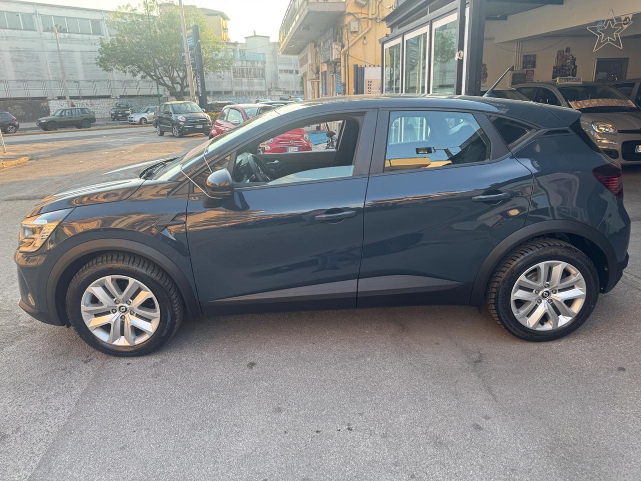 Renault Captur Full Hybrid E-Tech 145 CV Initiale Paris